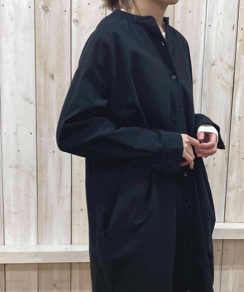 NANEA（ナネア）の「スタンドカラーシャツワンピース（シャツワンピース・レディース・キナリ/カーキ/ブラック・ONE SIZE）」の9枚目の写真