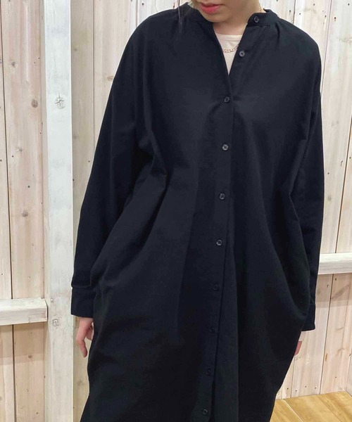 NANEA（ナネア）の「スタンドカラーシャツワンピース（シャツワンピース・レディース・キナリ/カーキ/ブラック・ONE SIZE）」の10枚目の写真