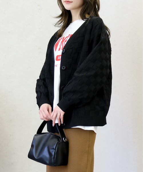 Per sist ence（パーシエンス）の「Per sist ence/パーシエンス　ポリ12G総針 ブロックチェックVネックカーデ（カーディガン/ボレロ・レディース・ネイビー/ブラック/アイボリー/グリーン・FREE）」の18枚目の写真