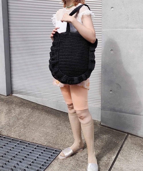 ペーパーラウンドフリルバッグ （BEG） LILY BROWN×MARY QUANT】ペーパーラウンドフリルバッグ(バッグ
