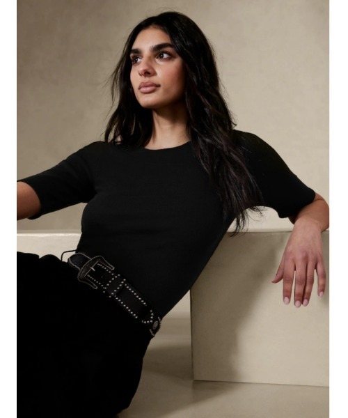 Banana Republic(バナナリパブリック)の「Rola エルボースリーブ Tシャツ(Tシャツ/カットソー・レディース・ホワイト/ブラック・S/M/L/XS)」の2枚目の写真