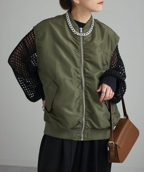 ap retro（アプレトロ）の「MAー1ベスト（MA-1・レディース・ブラック/アイボリー/カーキ・FREE）」の3枚目の写真