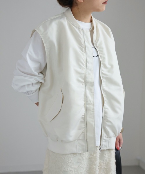 ap retro（アプレトロ）の「MAー1ベスト（MA-1・レディース・ブラック/アイボリー/カーキ・FREE）」の8枚目の写真