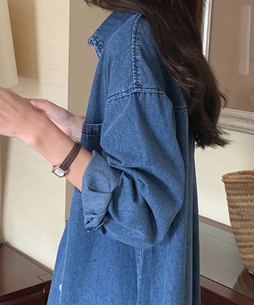 DAY CLOSET(デイ クローゼット)の「【ドラマ衣装提供】レディース ボックスプリーツデニムロングシャツワンピース(シャツワンピース・レディース・ブルー・ONE SIZE)」の9枚目の写真