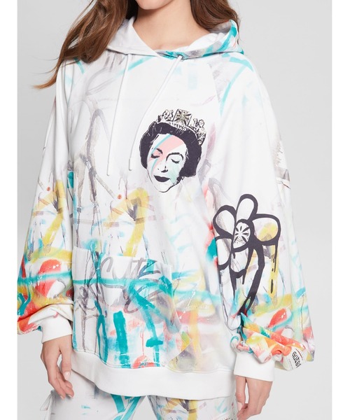 Guess（ゲス）の「GUESS X BRANDALISED(R) WITH GRAFFITI BY BANKSY Queen Graffiti Hoodie（パーカー・レディース・ホワイト系その他・ONE SIZE）」の8枚目の写真