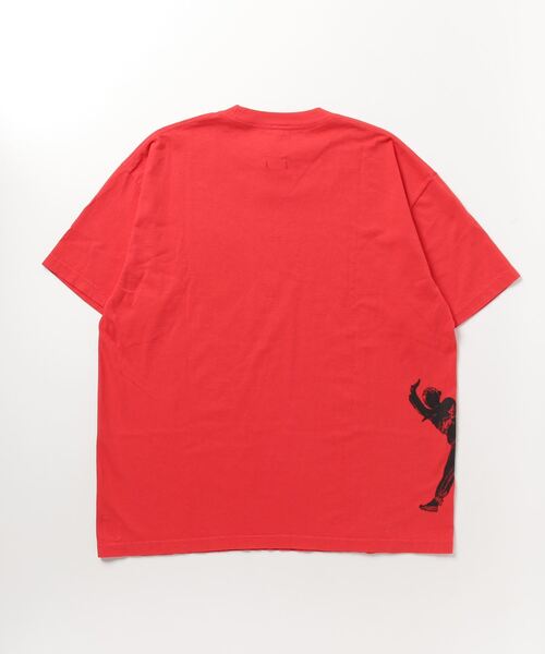 YSTRDY's TMRRW（イエスタデイズトゥモロー）の「【YSTRDY'S TMRRW/イエスタデイズトゥモロウ】KUNG-FU MASTER TEE（Tシャツ/カットソー・メンズ・レッド・LL）」の2枚目の写真