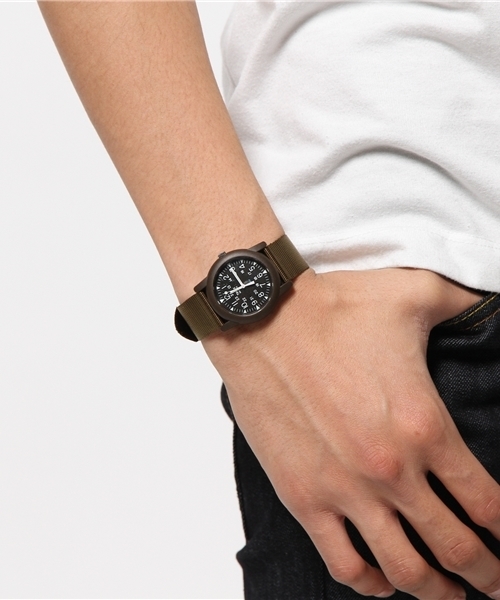 TIMEX(タイメックス)の「TIMEX(タイメックス): CAMPER(キャンパー)(アナログ腕時計・メンズ・オリーブ・ONE SIZE)」の7枚目の写真