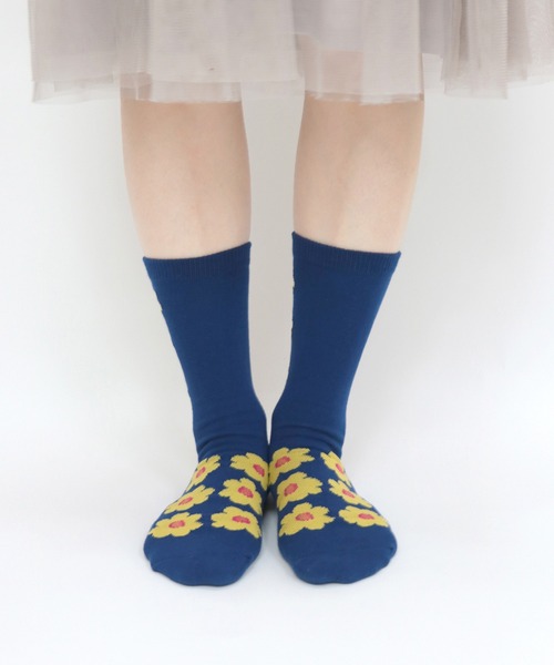 stample（スタンプル）の「チアフルフラワー クルーソックス　3足セット（ソックス/靴下・キッズ・A・M/L/S/LL）」の2枚目の写真