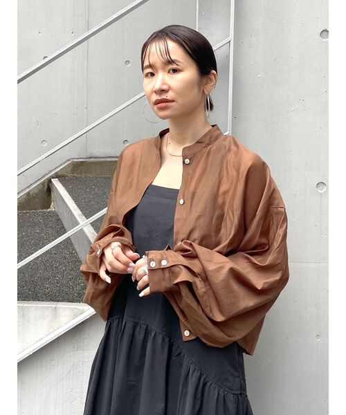 Ungrid（アングリッド）の「【WEB限定】シアーショートシャツ（シャツ/ブラウス・レディース・ブラウン/グリーン/ピンク/オフホワイト・FREE）」の3枚目の写真