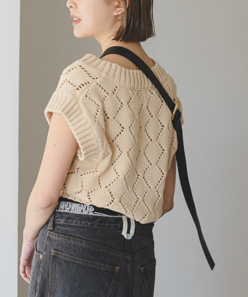 U by SPICK&SPAN（ユーバイスピックアンドスパン）の「柄アミニットベスト（ニット/セーター・レディース・ブラック/ベージュ/ブルー・FREE）」の21枚目の写真