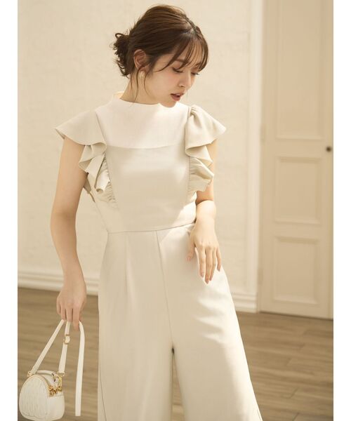 dazzlin（ダズリン）の「フリルオールインワン（つなぎ/オールインワン・レディース・アイボリー/チャコールグレー/グレー・SMALL/MEDIUM）」の6枚目の写真