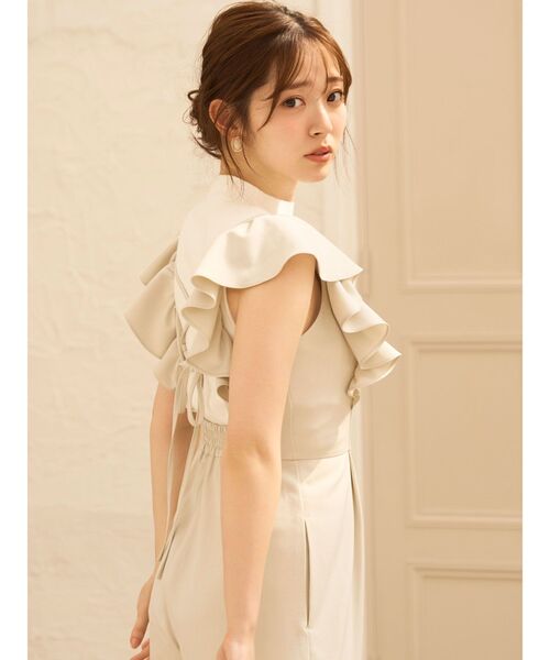 dazzlin（ダズリン）の「フリルオールインワン（つなぎ/オールインワン・レディース・アイボリー/チャコールグレー/グレー・SMALL/MEDIUM）」の8枚目の写真