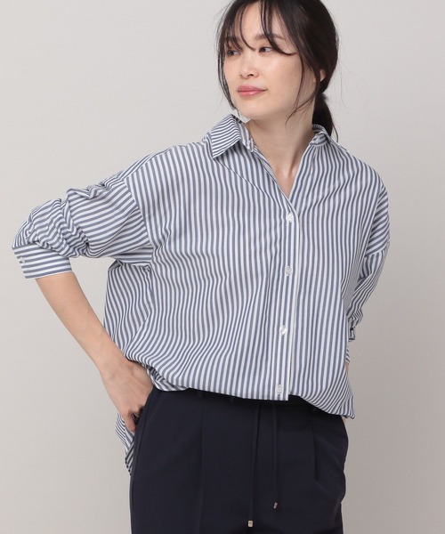 Elura(エルーラ)の「アイロンいらずシャツチュニック(シャツ/ブラウス・レディース・ホワイト/ネイビー/ダークネイビー・LARGE/SMALL/MEDIUM)」の3枚目の写真