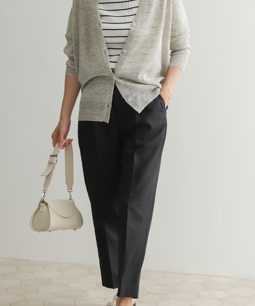 URBAN RESEARCH DOORS（アーバンリサーチドアーズ）の「『UR TECH Smart Linen Touch』 後ろゴムテーパードパンツ（その他パンツ・レディース・ブラック/グリーン・MEDIUM）」の9枚目の写真