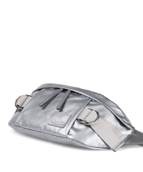 Vivienne Westwoon　バッグ· ボディバッグ　シルバー Vivienne Westwood（ヴィヴィアンウエストウッド） 未使用 ウエスト