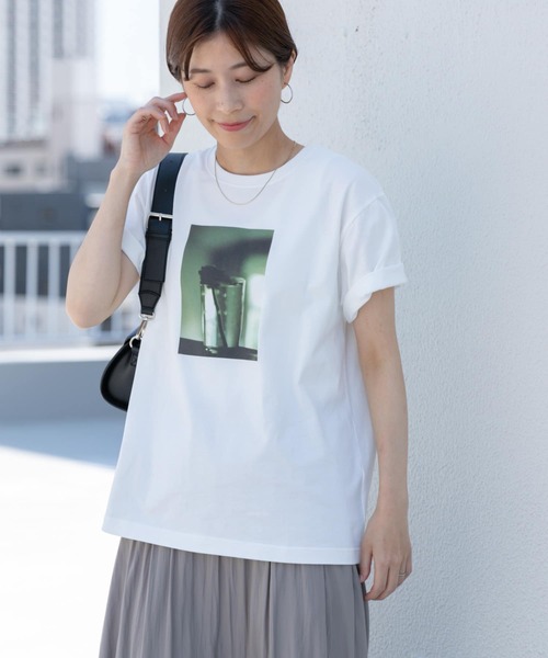 URBAN RESEARCH DOORS(アーバンリサーチドアーズ)の「フォトプリントハーフスリーブTシャツ(Tシャツ/カットソー・レディース・ホワイト/ホワイト系その他・MEDIUM)」の3枚目の写真