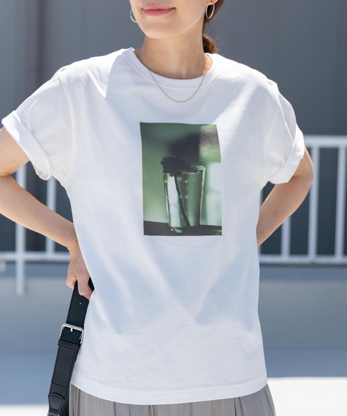 URBAN RESEARCH DOORS(アーバンリサーチドアーズ)の「フォトプリントハーフスリーブTシャツ(Tシャツ/カットソー・レディース・ホワイト/ホワイト系その他・MEDIUM)」の17枚目の写真
