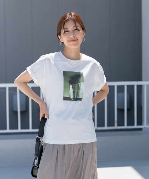 URBAN RESEARCH DOORS(アーバンリサーチドアーズ)の「フォトプリントハーフスリーブTシャツ(Tシャツ/カットソー・レディース・ホワイト/ホワイト系その他・MEDIUM)」の18枚目の写真