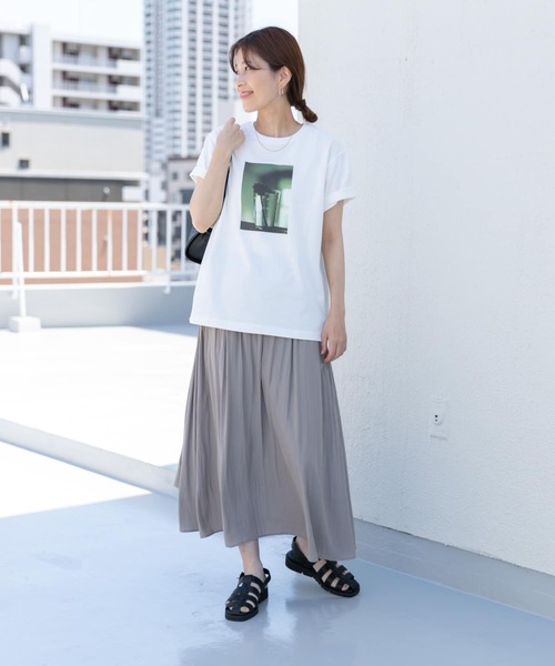 URBAN RESEARCH DOORS(アーバンリサーチドアーズ)の「フォトプリントハーフスリーブTシャツ(Tシャツ/カットソー・レディース・ホワイト/ホワイト系その他・MEDIUM)」の20枚目の写真