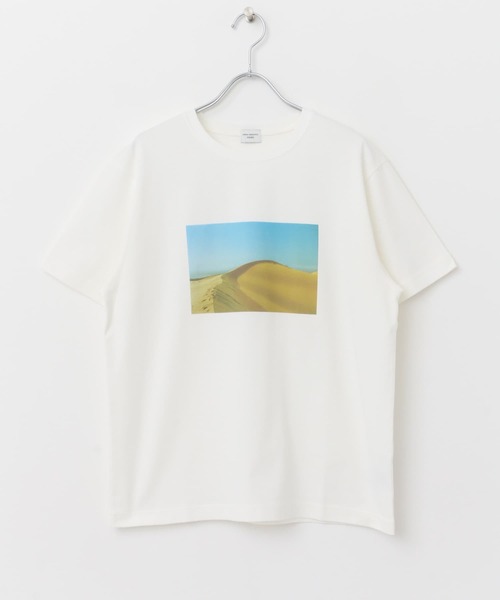 URBAN RESEARCH DOORS(アーバンリサーチドアーズ)の「フォトプリントハーフスリーブTシャツ(Tシャツ/カットソー・レディース・ホワイト/ホワイト系その他・MEDIUM)」の12枚目の写真