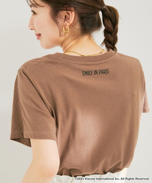 VIS（ビス）の「『エミリー、パリへ行く』コラボレーションフォトTシャツ【洗える】（Tシャツ/カットソー・レディース・ホワイト系その他2/ブラウン系その他2/ホワイト系その他・FREE）」の11枚目の写真