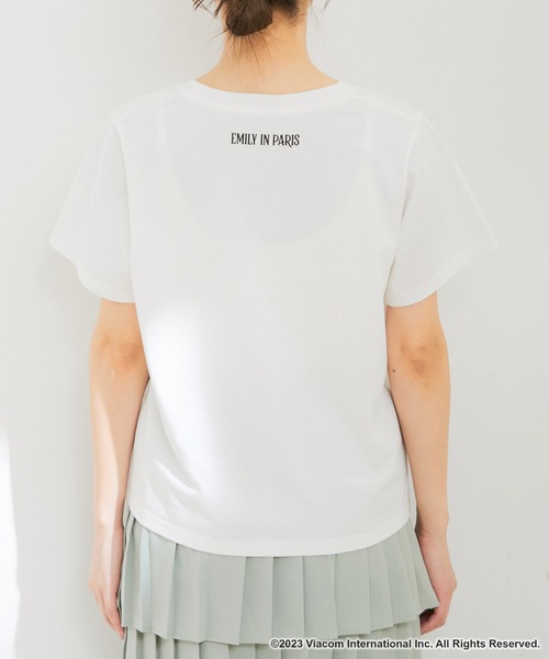 VIS（ビス）の「『エミリー、パリへ行く』コラボレーションフォトTシャツ【洗える】（Tシャツ/カットソー・レディース・ホワイト系その他2/ブラウン系その他2/ホワイト系その他・FREE）」の21枚目の写真
