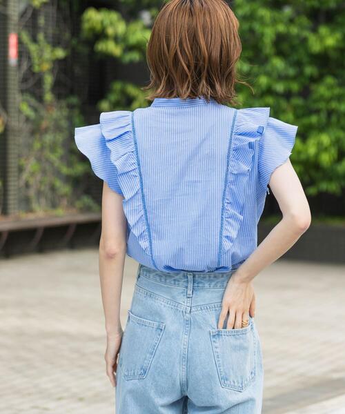 SENSE OF PLACE by URBAN RESEARCH（センスオブプレイスバイアーバンリサーチ）の「ドビーストライプフリルフレンチブブラウス（Tシャツ/カットソー・レディース・オフホワイト/ベージュ系その他/ブルー系その他・ONE）」の14枚目の写真