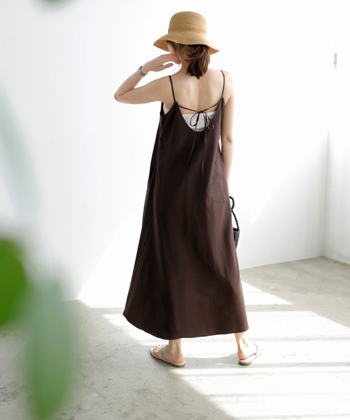 STYLE DELI（スタイルデリ）の「背面リボン麻混キャミワンピース（ワンピース・レディース・オートミール/チョコ・01/02）」の18枚目の写真