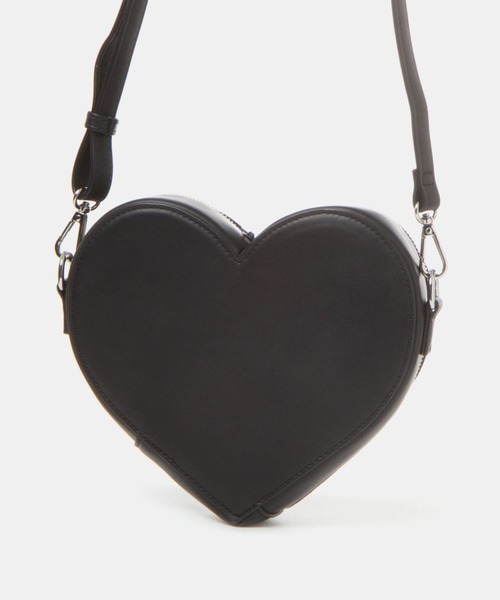 FOREVER 21（フォーエバー トゥエンティーワン）の「ハートミニショルダーバッグ（ショルダーバッグ・レディース・ブラック/ピンク・FREE）」の4枚目の写真