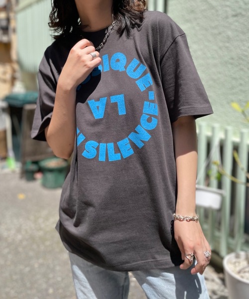 mi via loca(ミヴィアロカ)の「UNITED ATHLE MUSIQUE Tシャツ 【MV-011】(Tシャツ/カットソー・レディース・ライトピンク/オフホワイト/スミクロ・MEDIUM/LARGE)」の15枚目の写真
