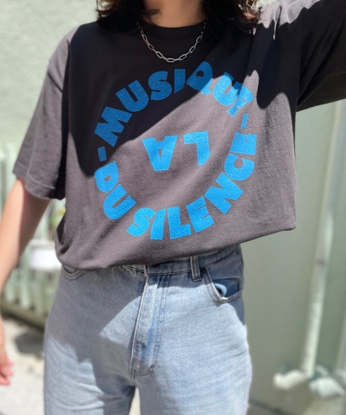 mi via loca(ミヴィアロカ)の「UNITED ATHLE MUSIQUE Tシャツ 【MV-011】(Tシャツ/カットソー・レディース・ライトピンク/オフホワイト/スミクロ・MEDIUM/LARGE)」の16枚目の写真