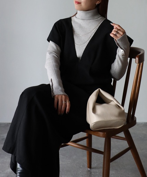 Riberry（リベリー）の「タックジャンパースカート（ジャンパースカート・レディース・ブラック・FREE）」の19枚目の写真