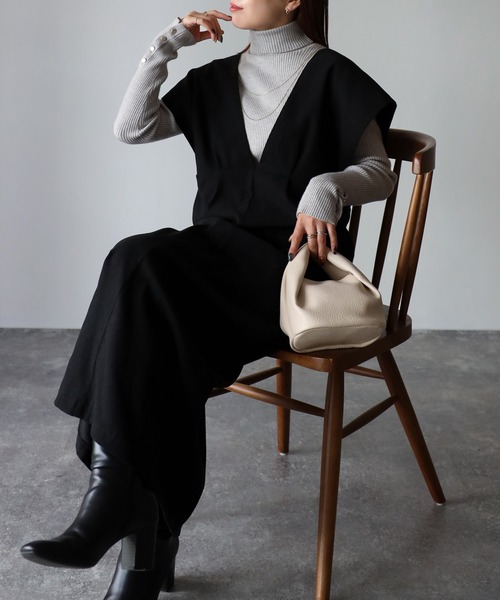 Riberry（リベリー）の「タックジャンパースカート（ジャンパースカート・レディース・ブラック・FREE）」の17枚目の写真