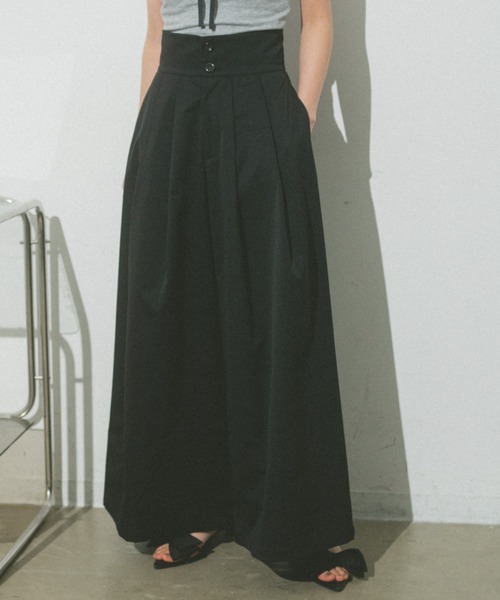 VANNIE U（ヴァニーユー）の「ダブルタックボリュームパンツ（その他パンツ・レディース・ブラック/ベージュ・S/M/L）」の2枚目の写真