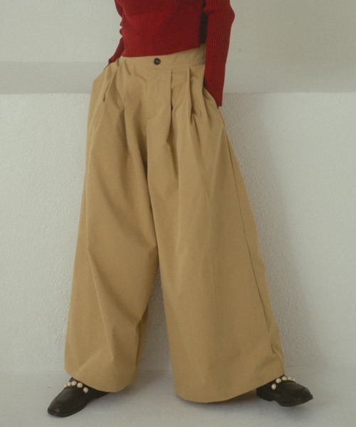 VANNIE U（ヴァニーユー）の「ダブルタックボリュームパンツ（その他パンツ・レディース・ブラック/ベージュ・S/M/L）」の20枚目の写真