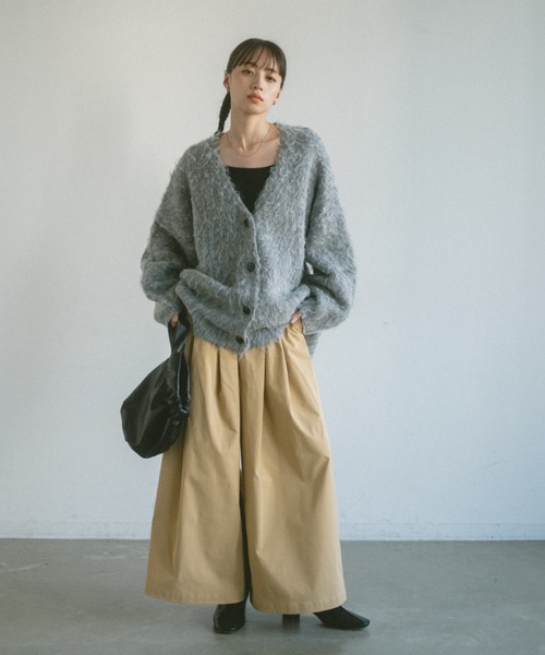 VANNIE U（ヴァニーユー）の「ダブルタックボリュームパンツ（その他パンツ・レディース・ブラック/ベージュ・S/M/L）」の16枚目の写真