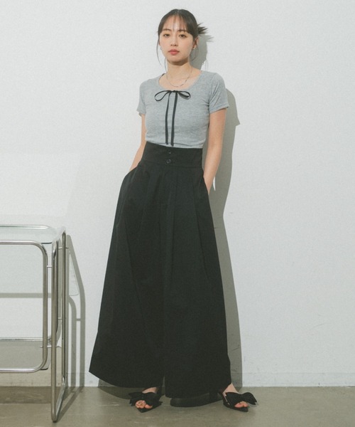 VANNIE U（ヴァニーユー）の「ダブルタックボリュームパンツ（その他パンツ・レディース・ブラック/ベージュ・S/M/L）」の4枚目の写真