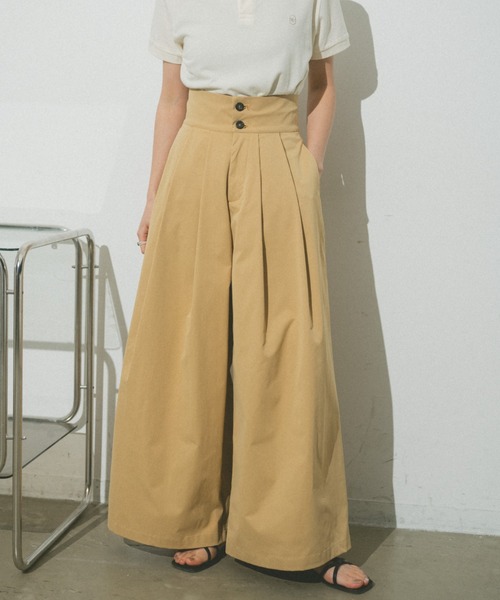 VANNIE U（ヴァニーユー）の「ダブルタックボリュームパンツ（その他パンツ・レディース・ブラック/ベージュ・S/M/L）」の3枚目の写真