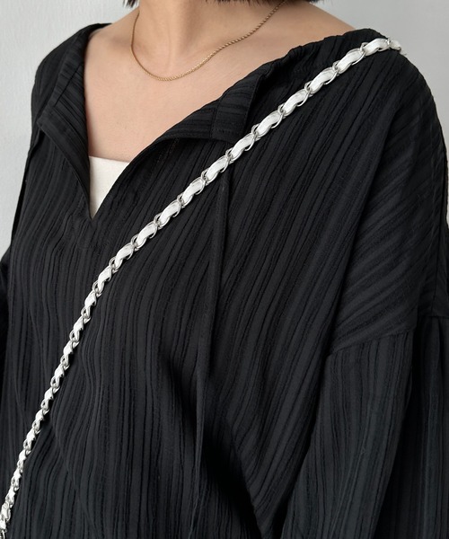 DISCOAT（ディスコート）の「スマホチェーンショルダーストラップ（スマホグッズ・レディース・ホワイト/ゴールド/シルバー/グレー/ホワイト系その他3/ホワイト系その他/ブラック系その他/ブラック/アイボリー/ホワイト系その他2・FREE）」の16枚目の写真