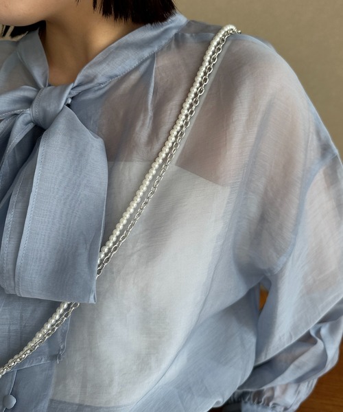 DISCOAT（ディスコート）の「スマホチェーンショルダーストラップ（スマホグッズ・レディース・ホワイト/ゴールド/シルバー/グレー/ホワイト系その他3/ホワイト系その他/ブラック系その他/ブラック/アイボリー/ホワイト系その他2・FREE）」の15枚目の写真