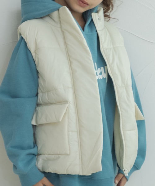 pairmanon（ペアマノン）の「ポケット付き 中綿ダウンベスト（ダウンベスト・キッズ・オリーブ/アイボリー/ブラック・120/130/150/110/100/140/90）」の5枚目の写真