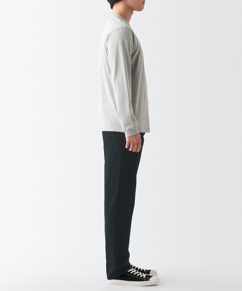 無印良品(ムジルシリョウヒン)の「デニムレギュラーパンツ 股下82cm 黒(デニムパンツ・メンズ・ブラック・35inch/34inch/31inch/29inch/30inch/28inch/32inch/33inch)」の3枚目の写真