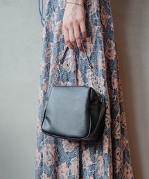 Kastane | 【2023AWアイテム】キューブBAG(ショルダーバッグ)