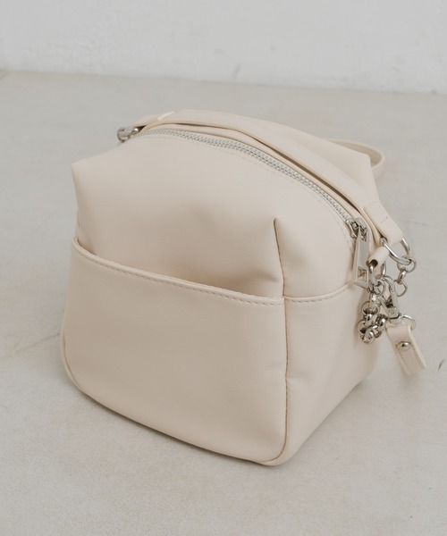 Kastane（カスタネ）の「キューブBAG（ショルダーバッグ・レディース・アイボリー/ブラック/ブラウン・FREE）」の8枚目の写真