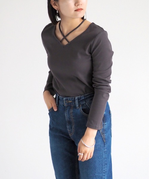 cepo(セポ)の「ホルターネックリブロンTee(Tシャツ/カットソー・レディース・オフホワイト/チャコール・M)」の11枚目の写真