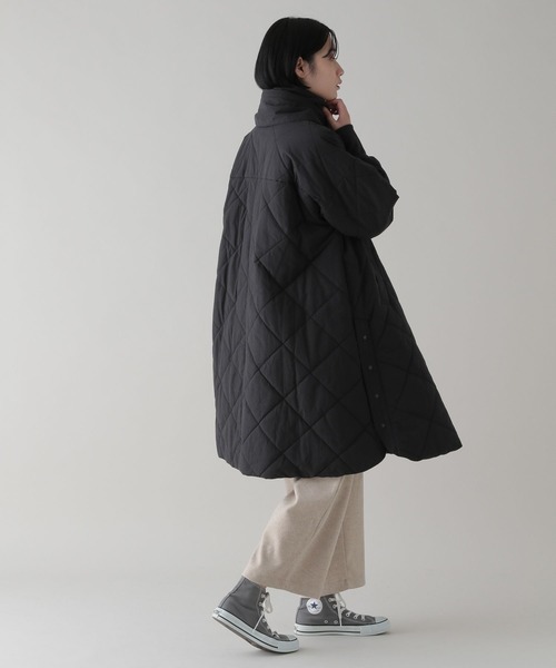 studio CLIP（スタディオクリップ）の「《natural by clip》マフラー付きキルトコート（モッズコート・レディース・チャコール/ベージュ・FREE）」の5枚目の写真