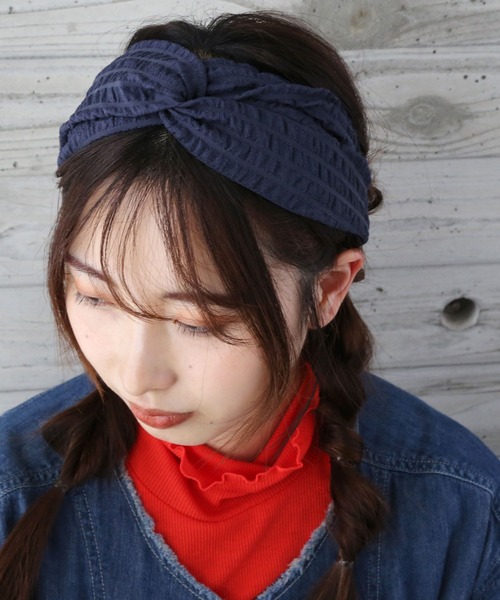 colleca la（コレカラ）の「ぽこぽこリップルヘアターバン（ヘアバンド・レディース・ブラック/カーキ/ネイビー・ﾌﾘ-）」の4枚目の写真