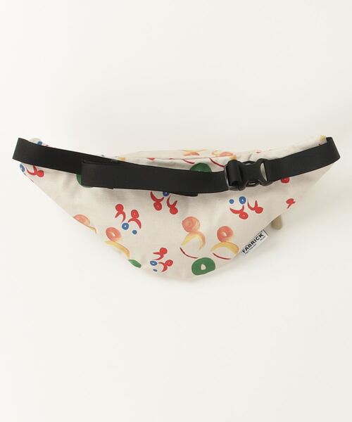FABRICK(ファブリック)の「FABRICK【MAYUMI YAMASE】 WAIST BAG(ボディバッグ/ウエストポーチ・レディース・マルチ・ONE SIZE)」の2枚目の写真