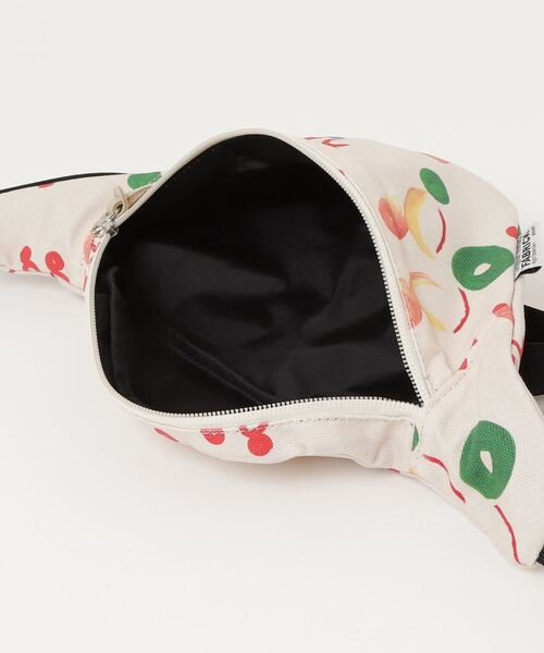 FABRICK(ファブリック)の「FABRICK【MAYUMI YAMASE】 WAIST BAG(ボディバッグ/ウエストポーチ・レディース・マルチ・ONE SIZE)」の4枚目の写真
