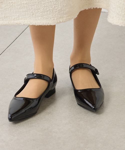 PUAL CE CIN（ピュアルセシン）の「エナメルストラップシューズ（パンプス・レディース・ブラック・M/L）」の2枚目の写真